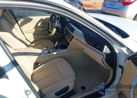 2013 BMW 320I xDrive z USA, uszkodzony, nr VIN WBA3C3C56DF983053